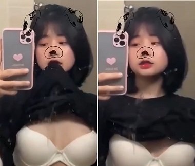 Sinh viên lộ clip sex với bạn sau chia tay